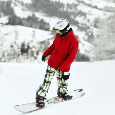Jak nauczyć dziecko jazdy na snowboardzie bez frustracji i kontuzji