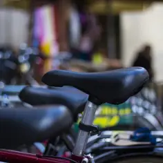 Jakie siodełko do roweru crossowego zapewni Ci maksymalny komfort?