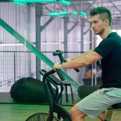 Jak ustawić rower stacjonarny: 7 kroków do komfortowego treningu