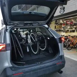 Do jakiego samochodu wejdzie rower bez demontażu? Sprawdź modele!